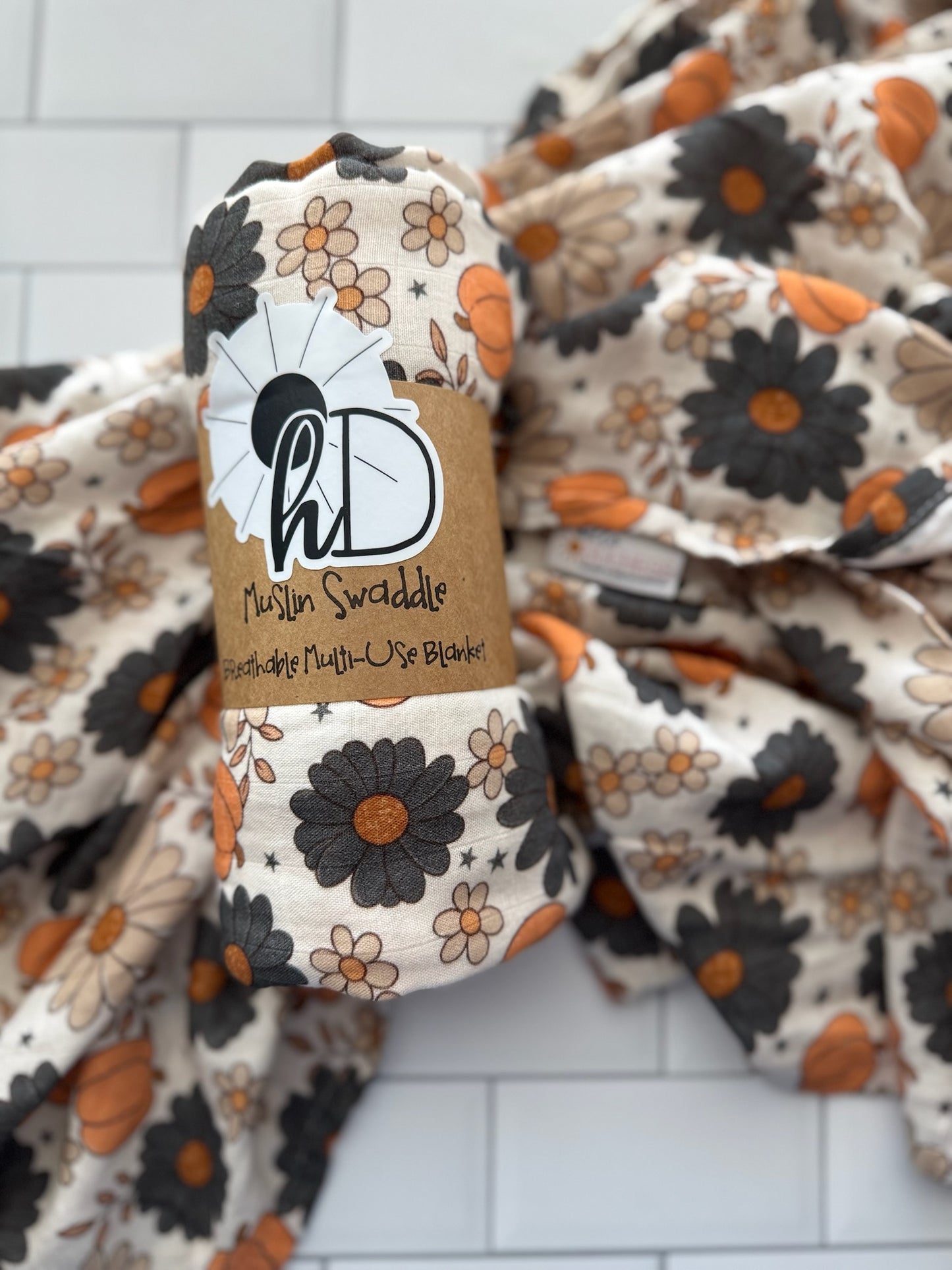 Pumpkin Patch Muslin Swaddle Hello Duchess® Fall Limited Edition