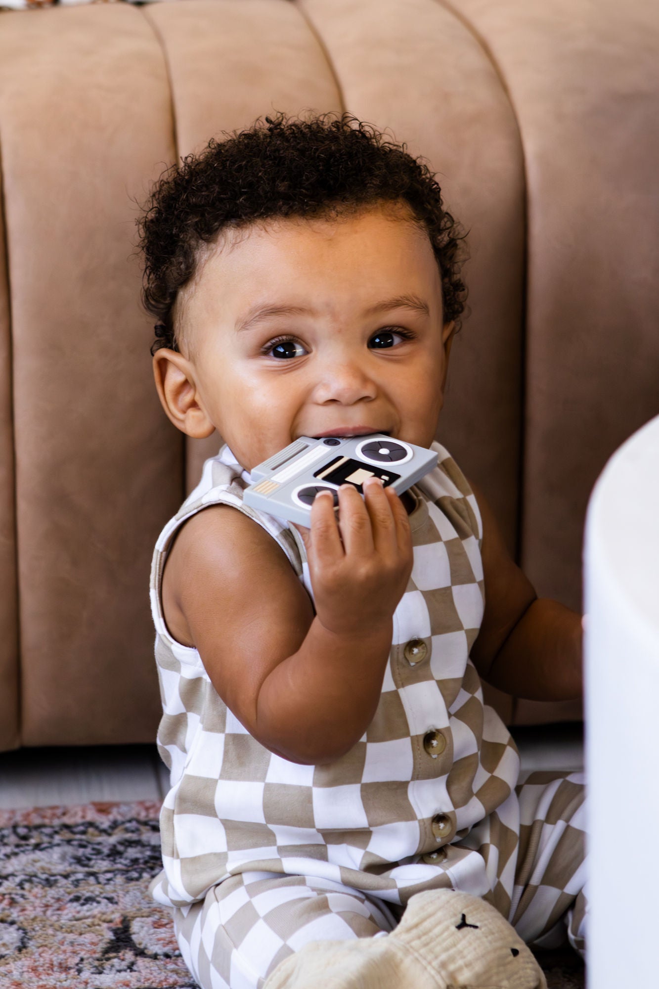 Boombox Silicone Teether – Retro '80s-Inspired Baby Teether