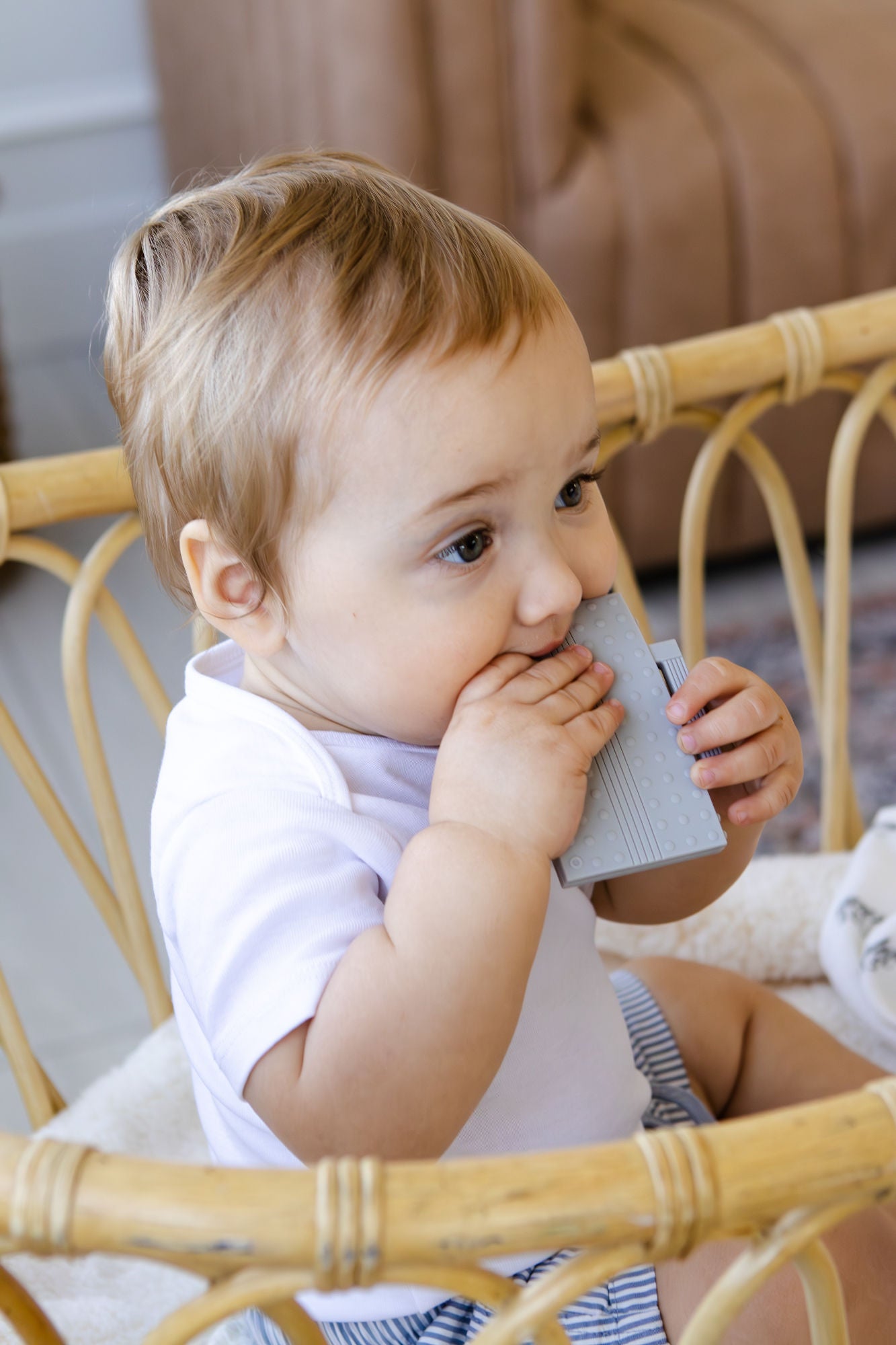 Boombox Silicone Teether – Retro '80s-Inspired Baby Teether